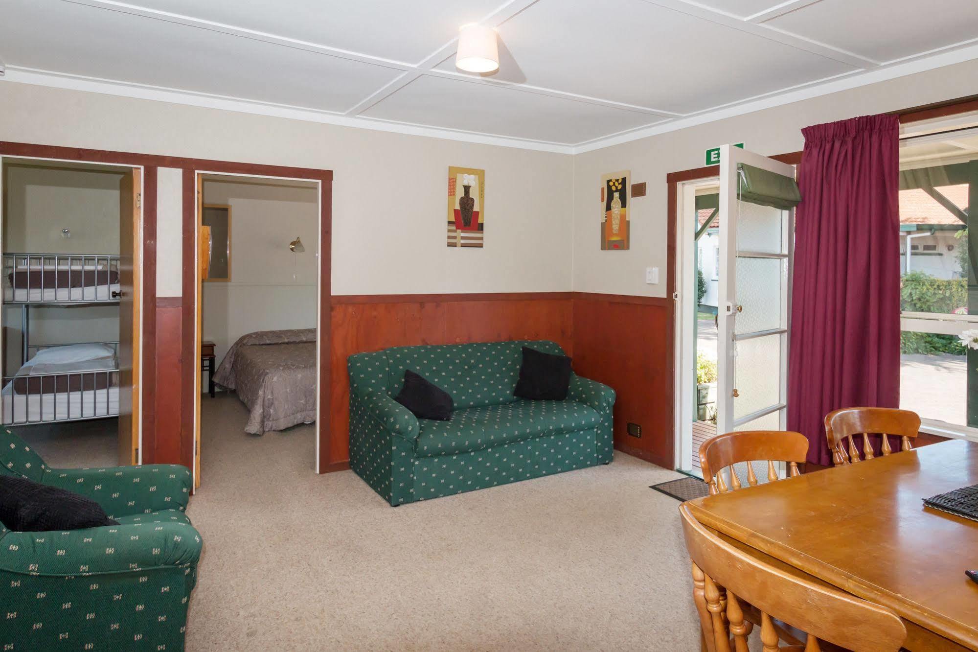 Santa Maria Motel Rotorua Exterior photo