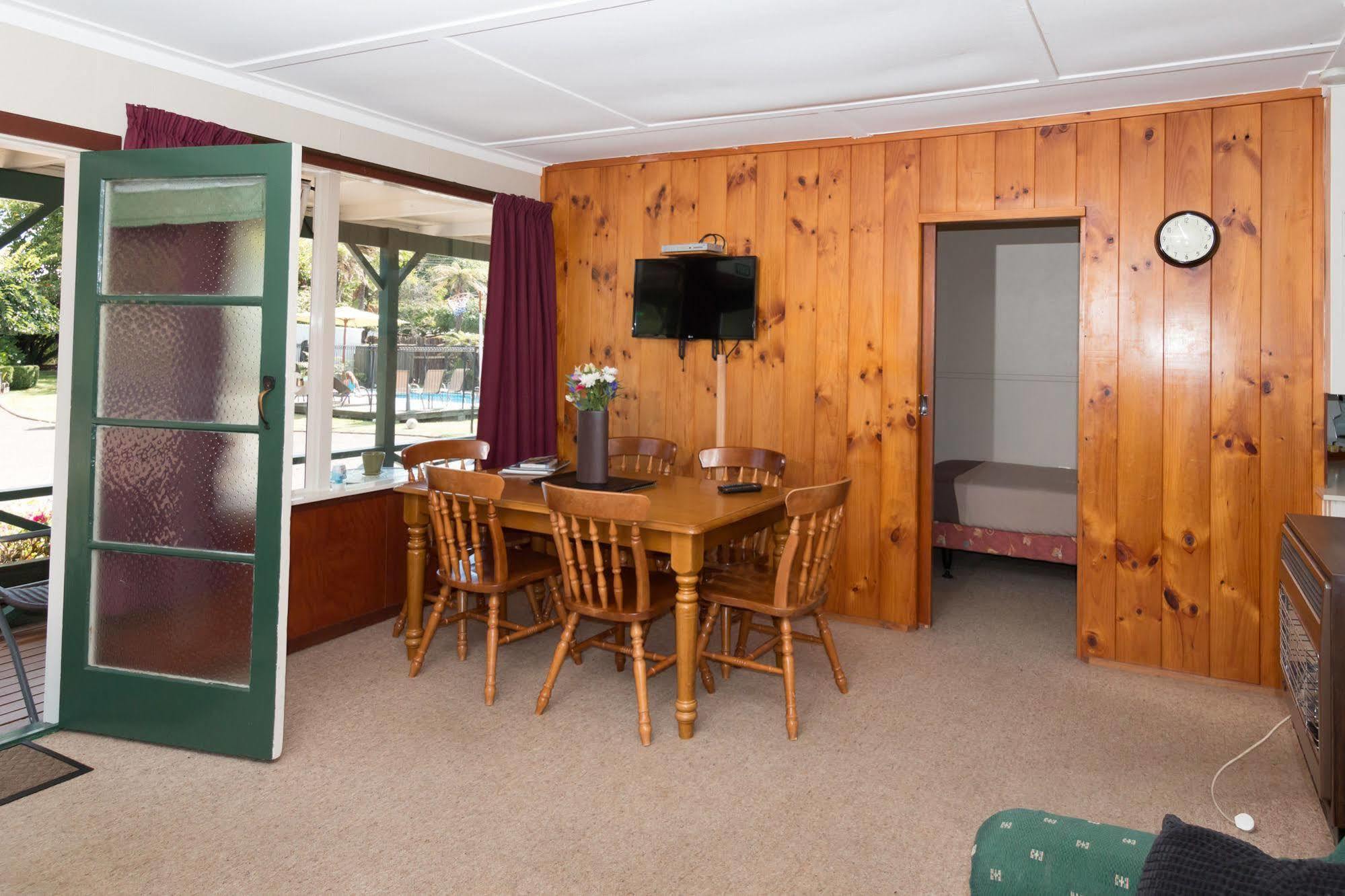 Santa Maria Motel Rotorua Exterior photo